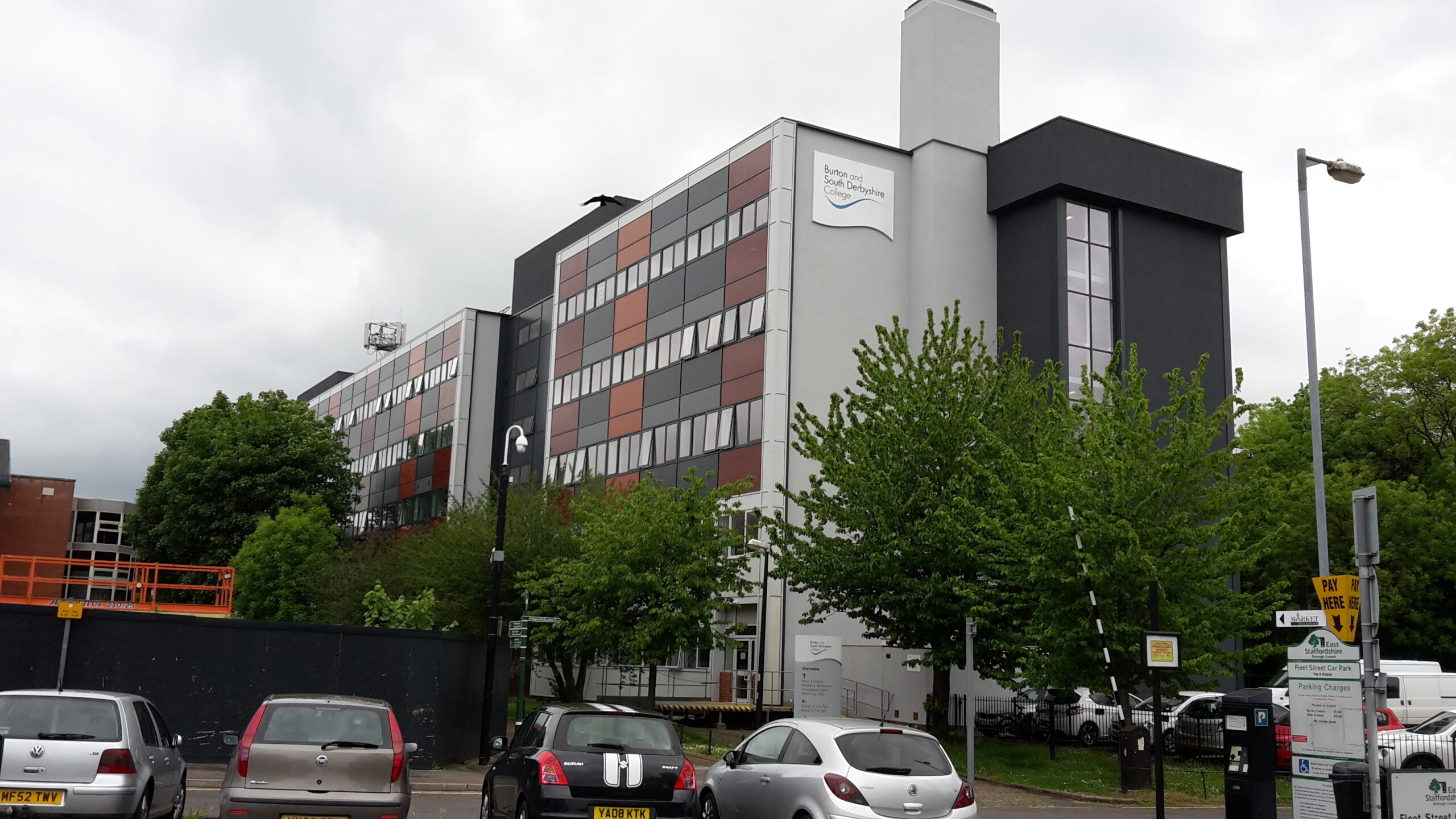 Burton And South Derbyshire College Case Study Hazlemere Commercial