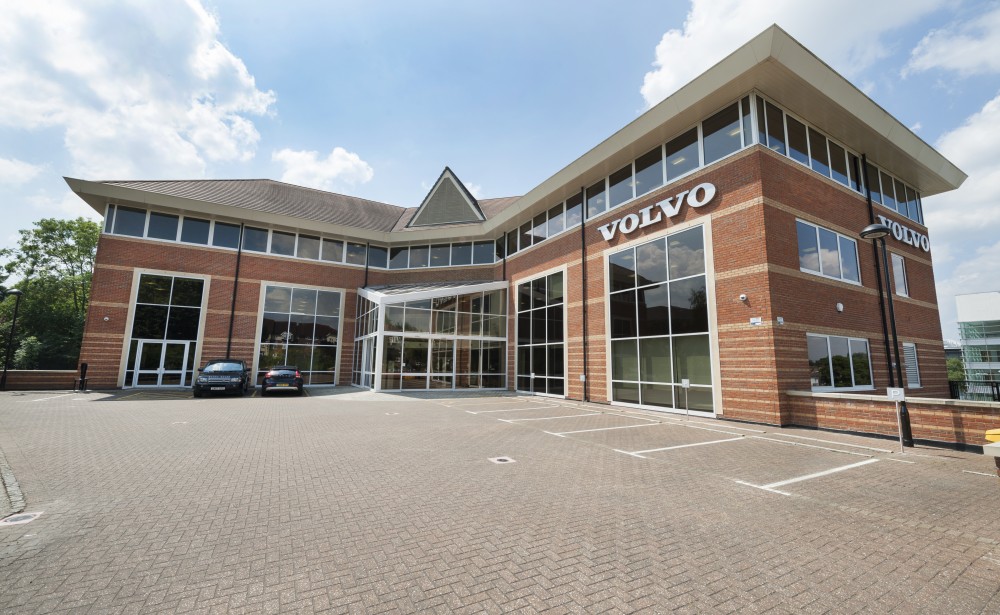 Volvo Double Glazed Aluminium Atrium Entrance Maidenhead