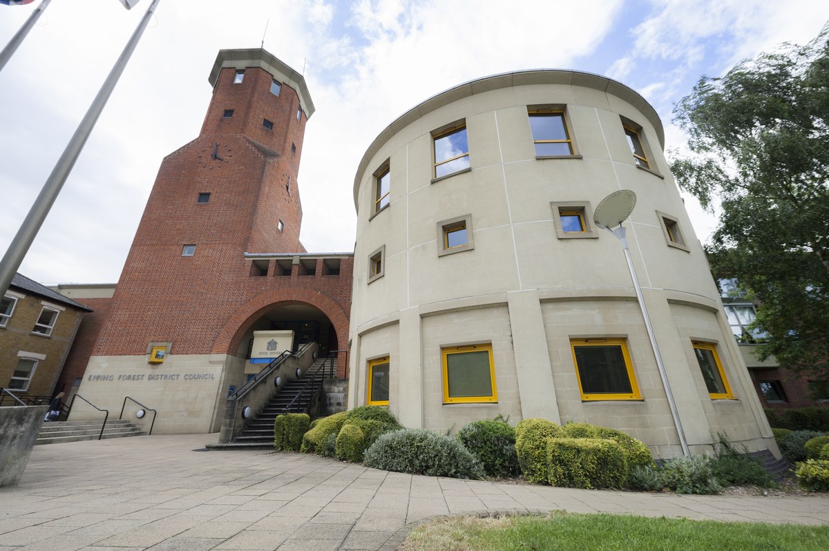 Epping Forest Civic Offices Replacement Coloured Aluminium Windows